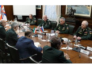 Rusya Savunma Bakanı Şoygu: "Rusya ve İran, uluslararası terörle aktif olarak mücadele ediyor"