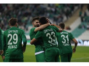 Bursaspor yarın deplasmanda Balıkesirspor’la karşılaşacak