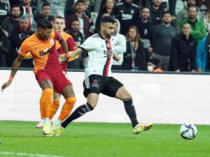 Süper Lig: Beşiktaş: 2 - Galatasaray: 1 (Maç sonucu)