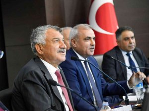 Karalar: "Söz konusu Adana’ysa gerisi teferruat"