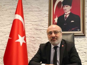 Rektör Karamustafa: "Cumhuriyet, Türk Milleti için en büyük kazanımlardan biridir"