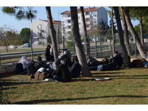 Didim’de 75 göçmen yakalandı