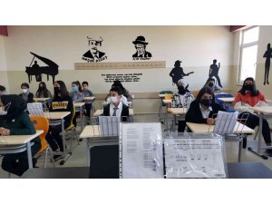 Karakoçan’da müzik sınıfı açıldı