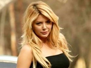 Aysun Kayacı'nın babası Selahattin Kayacı vefat etti