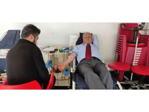 Zafer Anadolu Lisesi öğretmen ve personellerden kan bağışı kampanyası