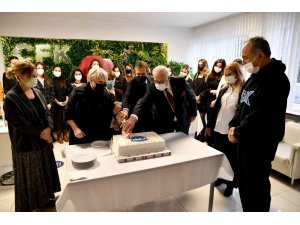 Ahmet Ataç’tan öğretmenlere özel kutlama