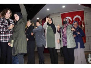 MHP Manisa Teşkilatı 150 yeni üyeyle gücüne güç kattı