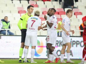 Sivasspor’da Ruben Ribeiro kırmızı kart gördü!