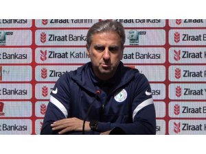 Hamza Hamzaoğlu: "Forma bekleyen oyuncularımız ile Ankaraspor’u yenemiyorsak zaten elenelim"