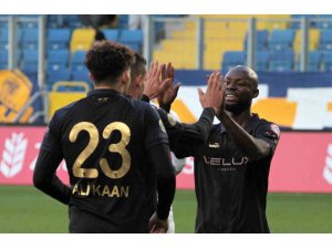 Ziraat Türkiye Kupası: MKE Ankaragücü: 3 - Nazilli Belediyespor: 0