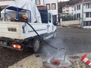 Kastamonu Belediyesi vektöre karşı ilaçlama çalışmalarını sürdürüyor
