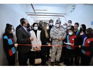 Şehit Murat Coşkun Ortaokulu kütüphanesine kavuştu