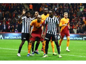 Spor Toto Süper Lig: Galatasaray: 2 - Altay: 2 (Maç sonucu)