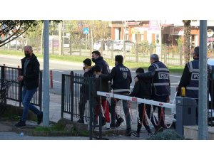 Çaldıkları otomobil ile İstanbul’a kaçan 3 çocuk adliyeye sevk edildi