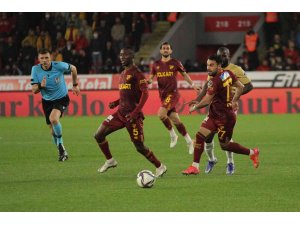Spor Toto Süper Lig: Göztepe: 2 - Gaziantep FK: 1 (Maç Sonucu)
