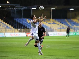 Spor Toto 1. Lig: Menemenspor: 2 - Ankara Keçiörengücü: 2