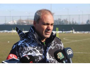 Erkan Sözeri: "Erzurumspor Süper Lig’in en önemli adayı"