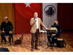 Altındağ’da ’Cumhuriyet Destanı’ konulu söyleşi düzenlendi