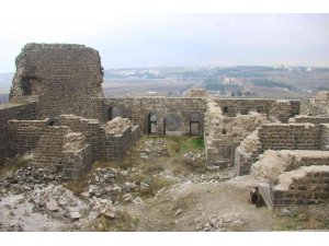 Diyarbakır surlarını bir boy yükselten Mervani hükümdarının sarayı bulundu