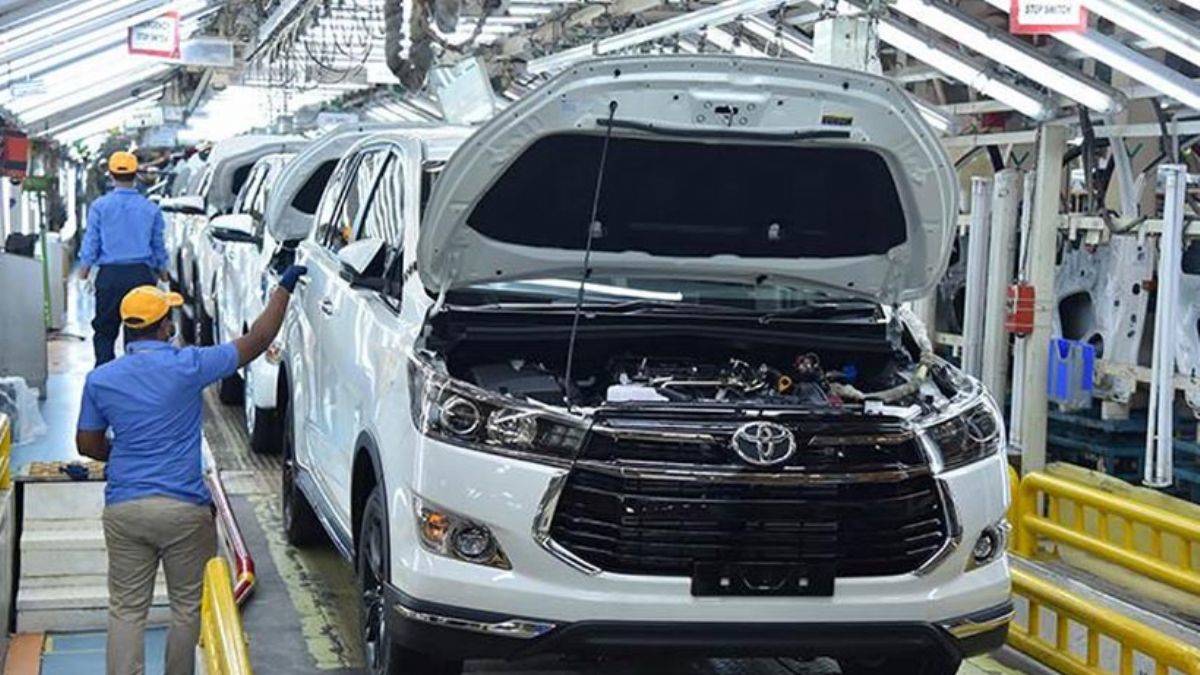 Toyota, 2 fabrikasında üretime ara verecek