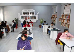 Ağrı, 554 okula kütüphane kurarak ülke genelinde birinci oldu