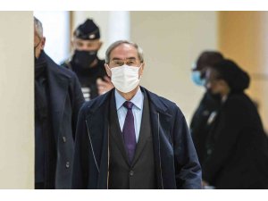 Eski Fransa İçişleri Bakanı Gueant devlete olan borcunu ödemediği için tutuklandı