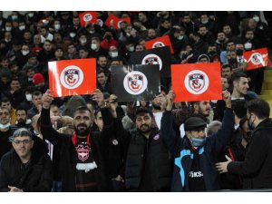 Spor Toto Süper Lig: Gaziantep : 1- Fenerbahçe: 0 (Maç devam ediyor)
