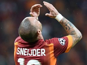 Sneijder şaştı kaldı