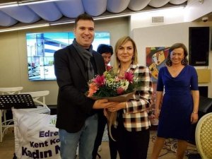 Edremit’te girişimci kadınlar konuşuyor etkinliğine büyük katılım