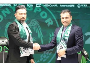 Konyaspor, İlhan Palut ile sözleşme yeniledi