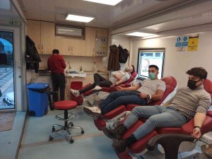 Şuhut’ta öğrencilerden kan bağışına yoğun ilgi