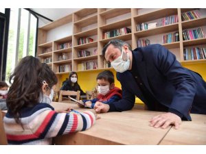 Kocaispir’den Siirt’teki köy okullarına kitap desteği