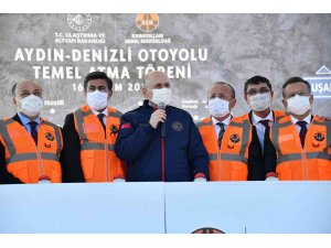 Bakan Karaismailoğlu: “163 kilometre uzunluğundaki Aydın-Denizli otoyolunda çalışmalar sürüyor”