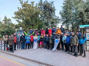 Doğaseverler Yunusemre Belediyesi ile yürüyüş etkinliğinde buluştu