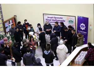 Aksaray Belediyesinden final haftasında öğrencilere çorba ve tatlı ikramı