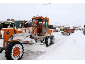 Malatya’da 2 ilçe karayolu ile 219 kırsal mahalle yolu trafiğe kapalı