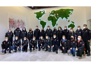 Antarktika bilim seferine giden 9 kişilik ekibin 2’si Atatürk Üniversitesinden