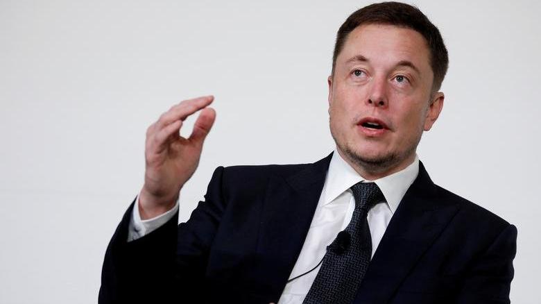 Elon Musk’ın beyin çipi projesi insanlarla ilk klinik denemelere hazırlanıyor