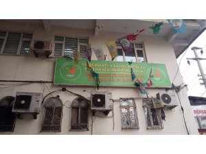 Diyarbakır’da terör paylaşımlarının ardından DBP il binasına operasyon