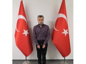 Hablemitoğlu suikastinin katil zanlılarından Nuri Gökhan Bozkır, MİT tarafından Türkiye’ye getirildi