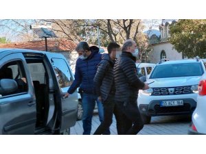 Samsun’da bir kişinin otomobilde öldürülmesiyle ilgili gözaltına alınan şahıs tutuklandı
