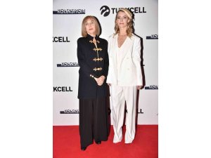 ’Adı Aylin’ tiyatro sahnesinde seyirciyle buluştu