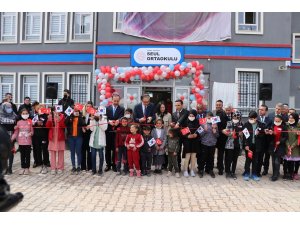 Kore Cumhuriyeti’nce yaptırılan sağlık merkezi ve okulun açılışı yapıldı