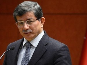 Başbakan Davutoğlu'ndan Cumhuriyet Gazetesi'ne tepki