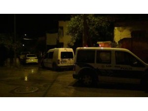 Kozan’da evinin önünde silahlı saldırıya uğrayan kişi öldü
