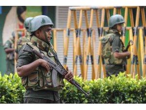 Sri Lanka’da orduya yağmacılar ve vandallar hakkında “vur” emri verildi
