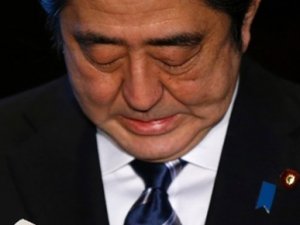 Japon Başbakanı ağlayarak IŞİD'den intikam almaya yemin etti