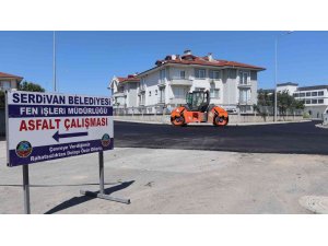Serdivan’da 5 sokak daha asfaltlandı