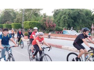 Dörtyol’daki bisiklet etkinliğinde 200 kişi pedal çevirdi