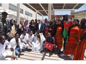 KMÜ’de 22 ülkeden yüzlerle öğrenci kültürlerini tanıttı